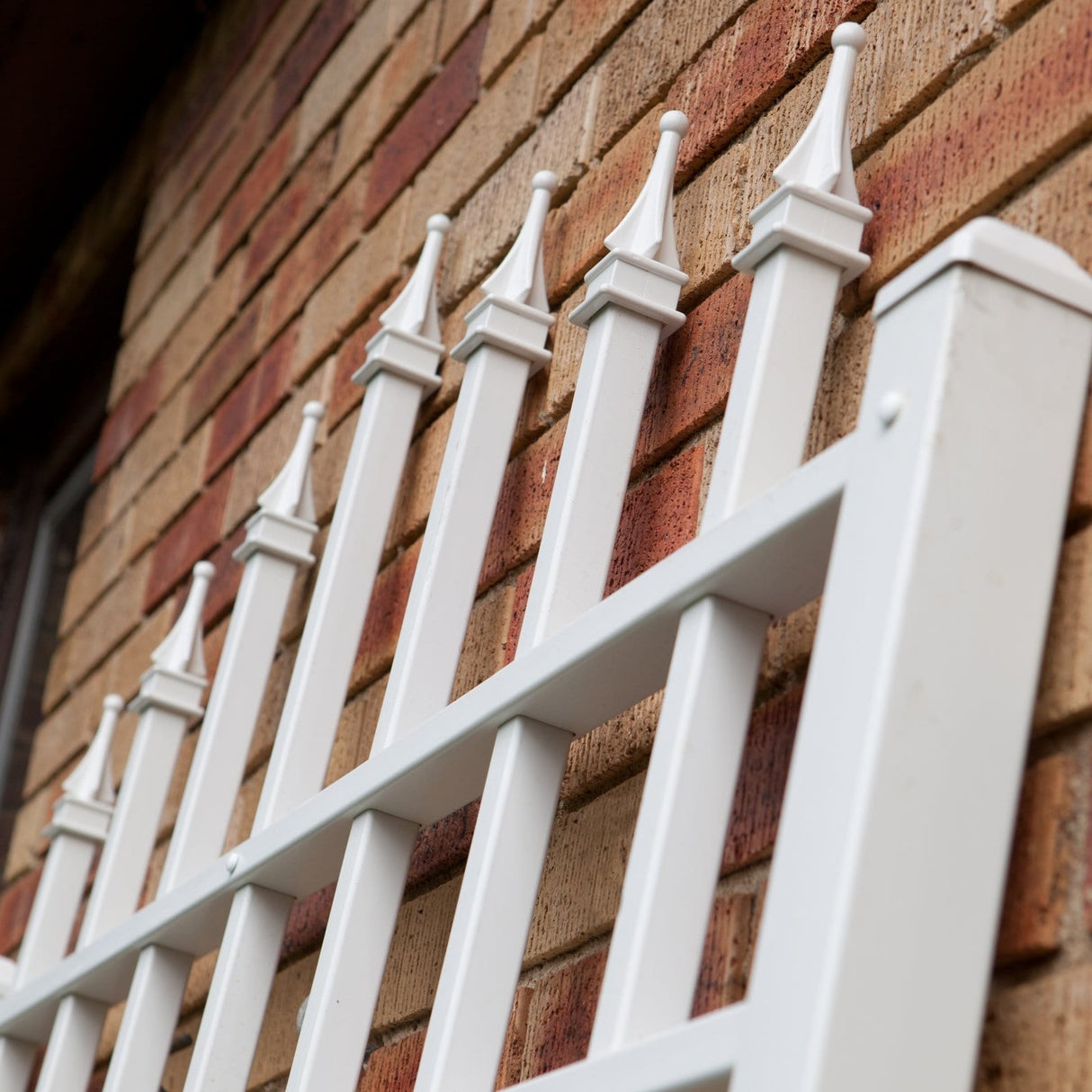DuraTrel Winchester White Vinyl Wall Trellis