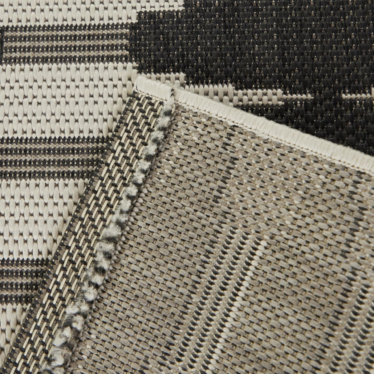 Durant Geometric Stripe Indoor/Outdoor Area Rug