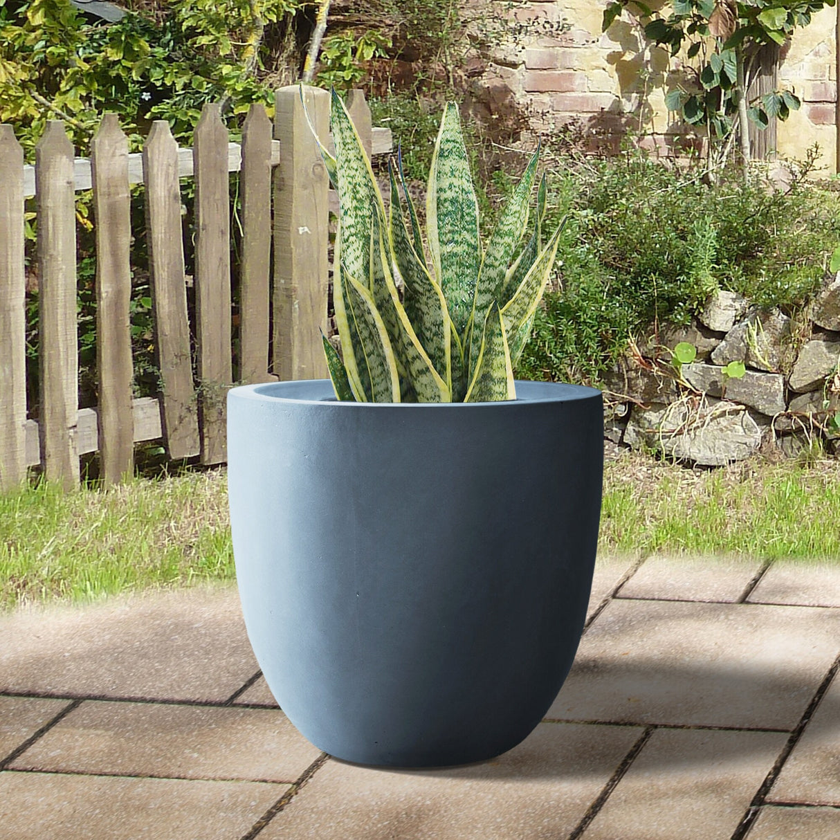 Durx-litecrete Lightweight Concrete Modern Seamless Round Cement Color Planter-Small - 9.8'x9.8'x9.1'