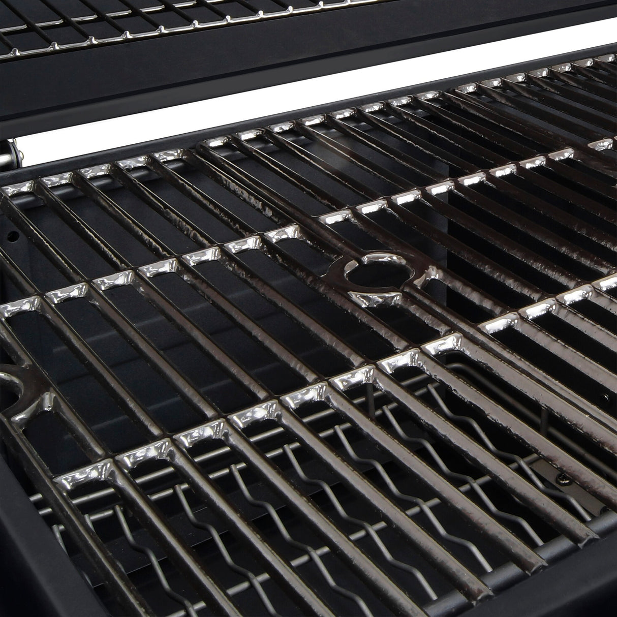 Dyna-Glo DGN576DNC-D Black Extra-large Heavy-duty Charcoal Grill