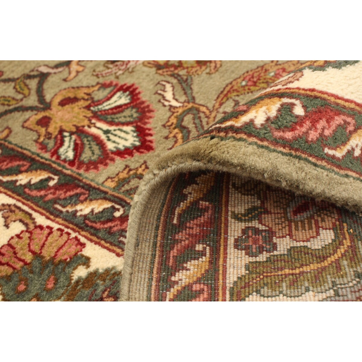 Hand-knotted Essex Green Wool Rug - 6'1" x 8'10"/6'1 x 8'10