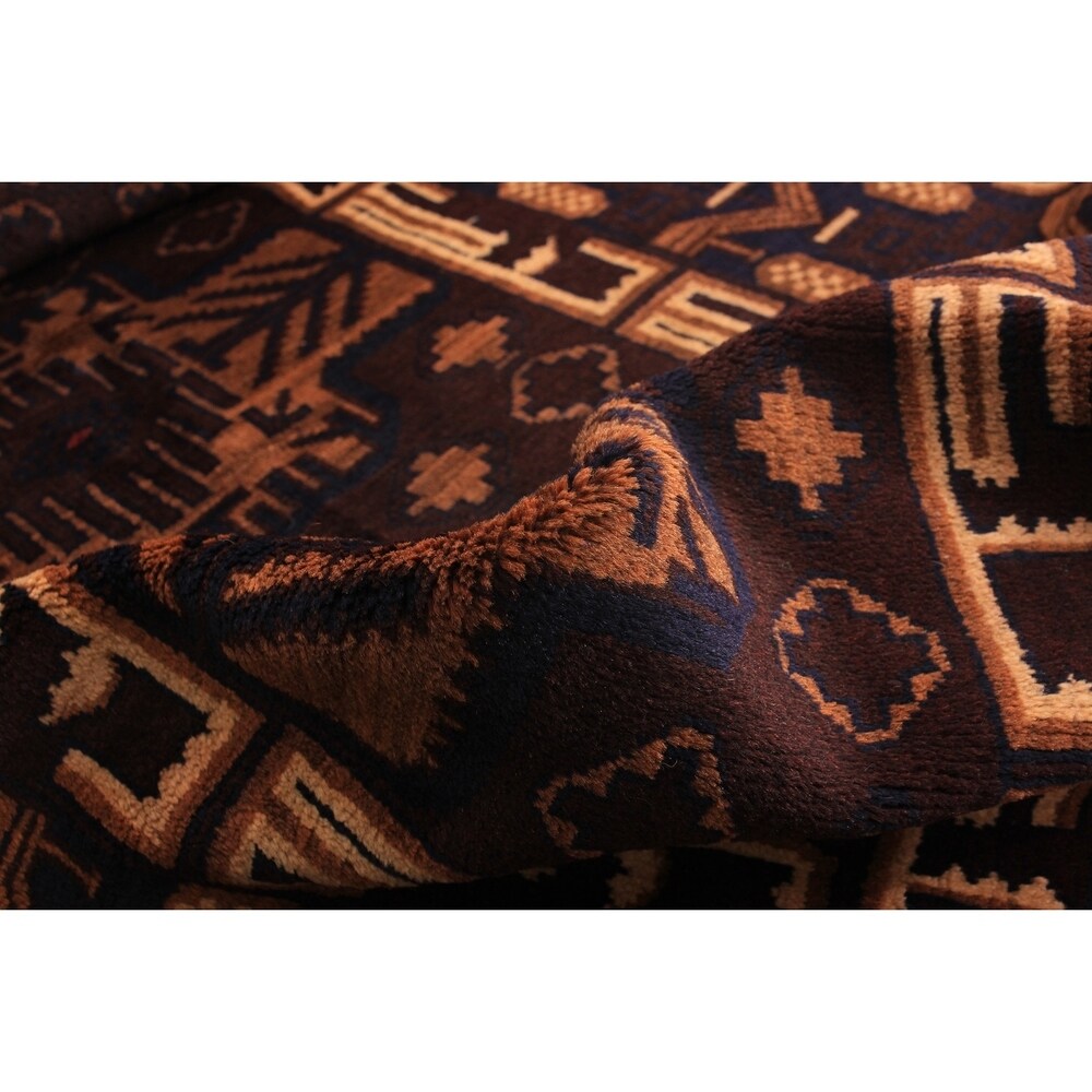 Hand-knotted Finest Rizbaft Brown Wool Rug - 3'6" x 6'5"/3'6 x 6'5