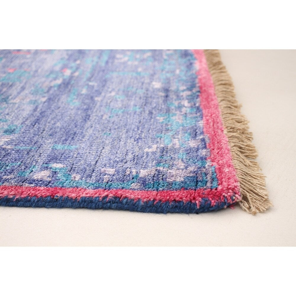 Hand-knotted Jules Ushak Turquoise Rug - 5'6" x 7'4"/5'6 x 7'4