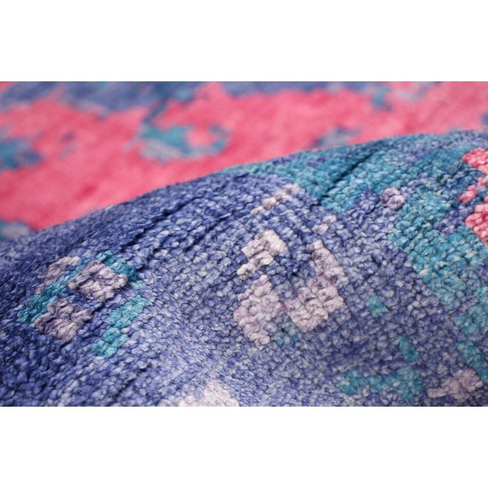 Hand-knotted Jules Ushak Turquoise Rug - 5'6" x 7'4"/5'6 x 7'4