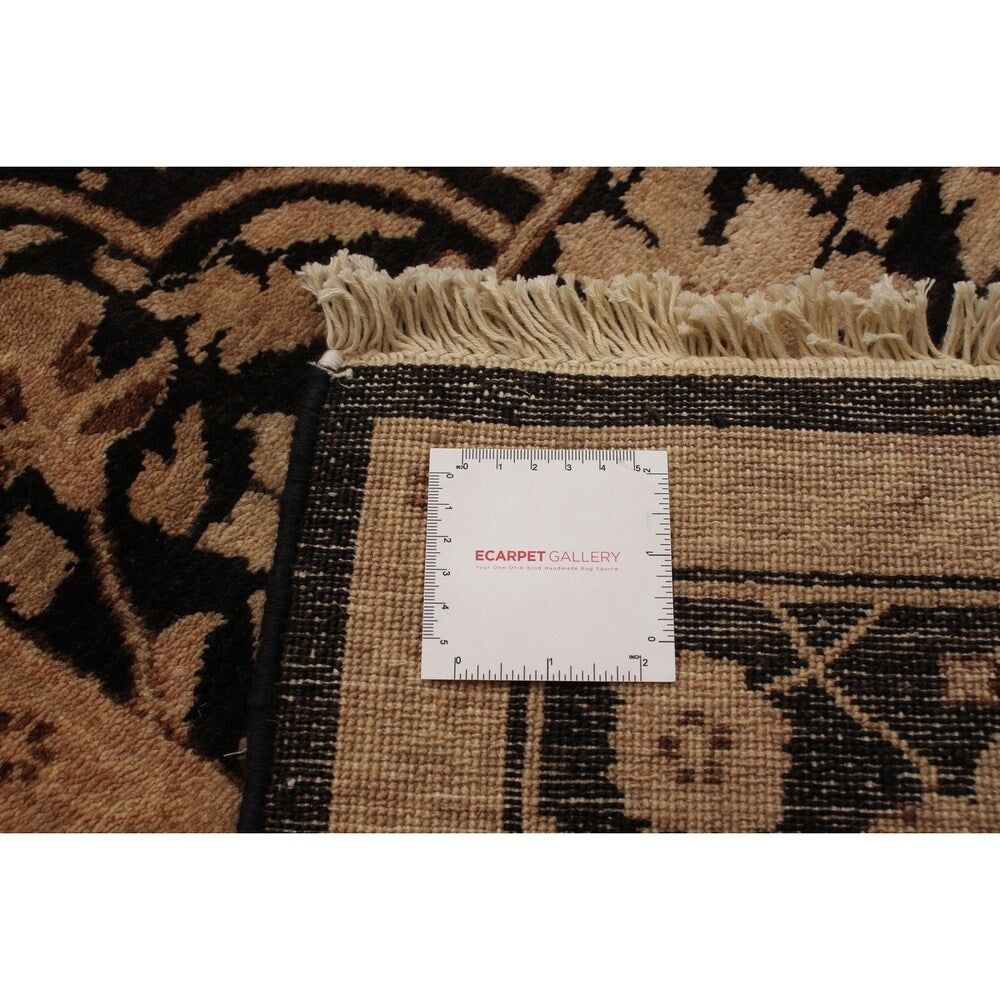 Hand-knotted Peshawar Oushak Black Wool Rug - 6'1" x 8'9"/6'1 x 8'9