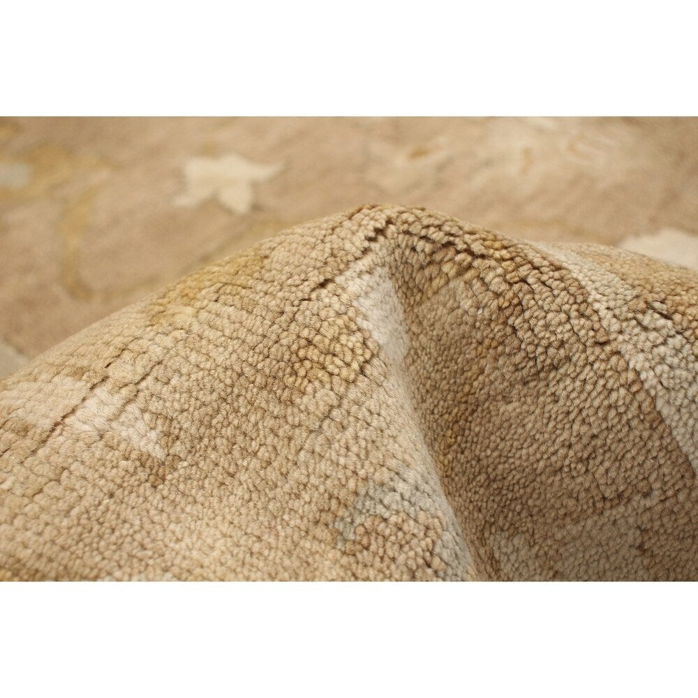 ECARPETGALLERY Hand-knotted Royal Ushak Tan Wool Rug - 9'0 x 12'0
