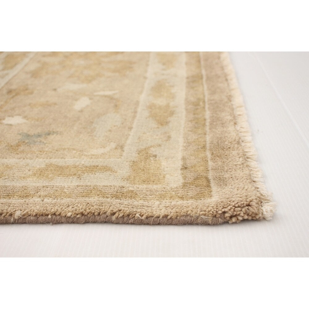 ECARPETGALLERY Hand-knotted Royal Ushak Tan Wool Rug - 9'0 x 12'0