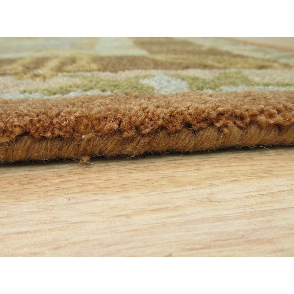 Hand-tufted Wool Green Traditional Floral Morgan Rug - 5' x 8'