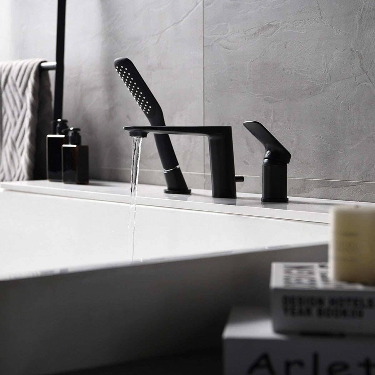 EPOWP Bathroom Matt Black Single Handle Deck Mounted Roman Tub Faucet
