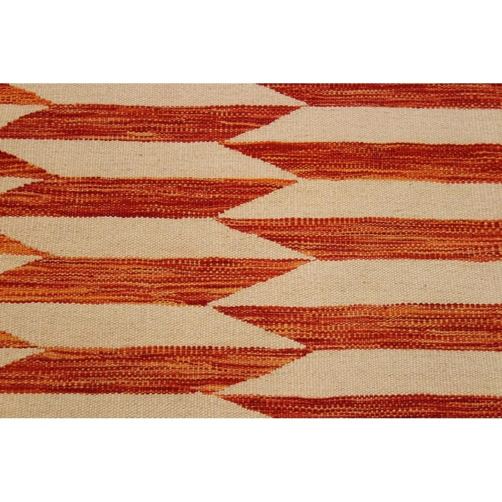 Earnesti Rust/Beige Hand-Woven Kilim Wool Rug - 6'5 x 9'10 - 6'5" x 9'10" - 6'5" x 9'10"