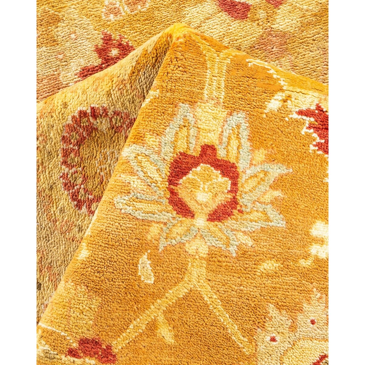 Overton Hand Knotted Wool Vintage Inspired Modern Contemporary Eclectic Ivory Area Rug - 8' 4" x 10' 4"