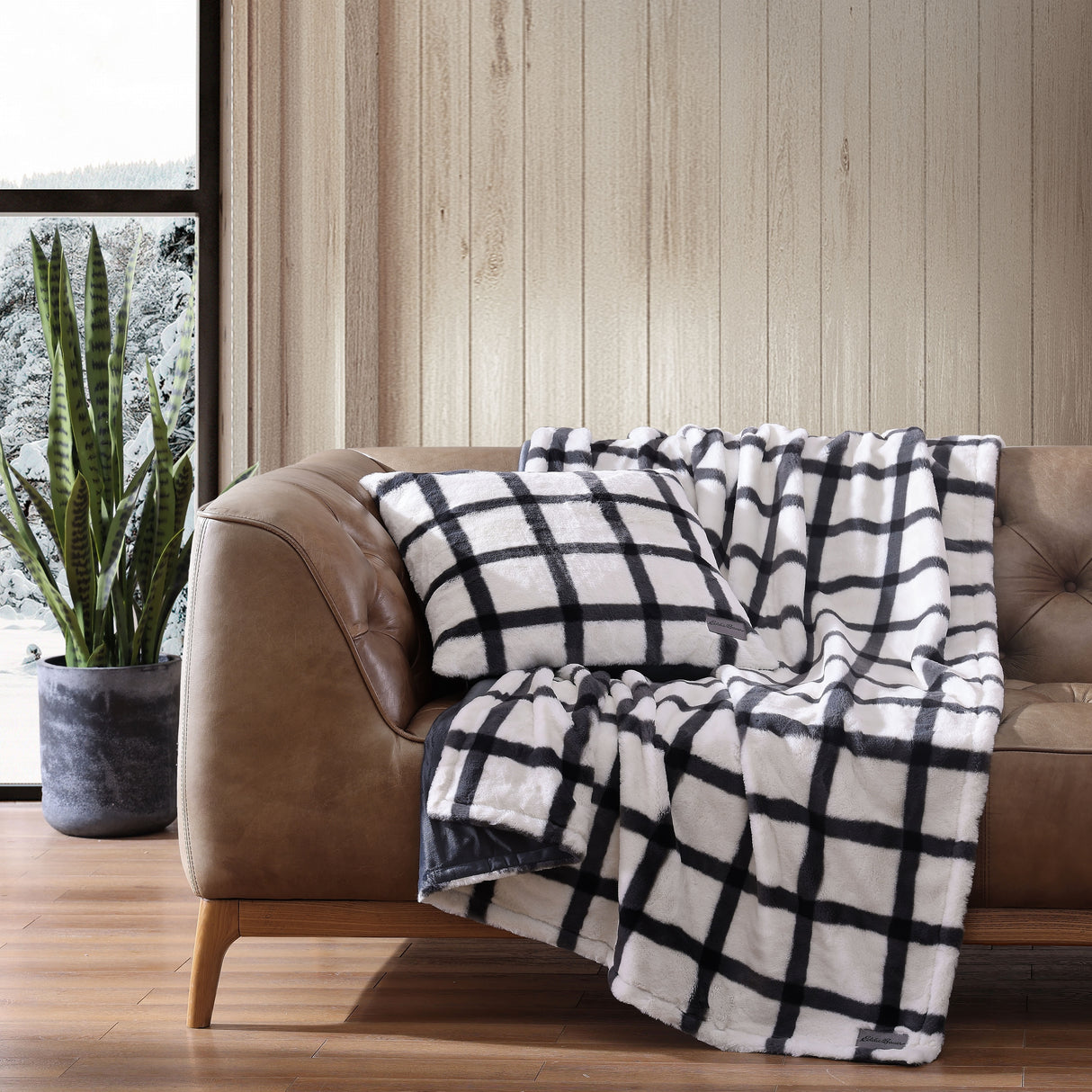 Eddie Bauer Faux Fur 2 Piece Throw Blanket & Pillow Set