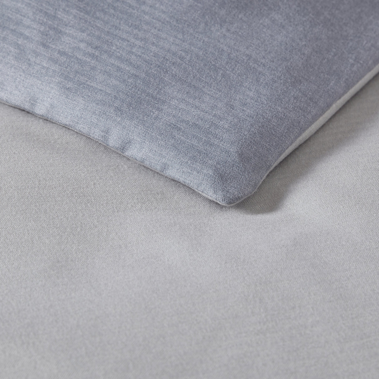 Eddie Bauer Herringbone Solid Reversible Blue Duvet Cover Set