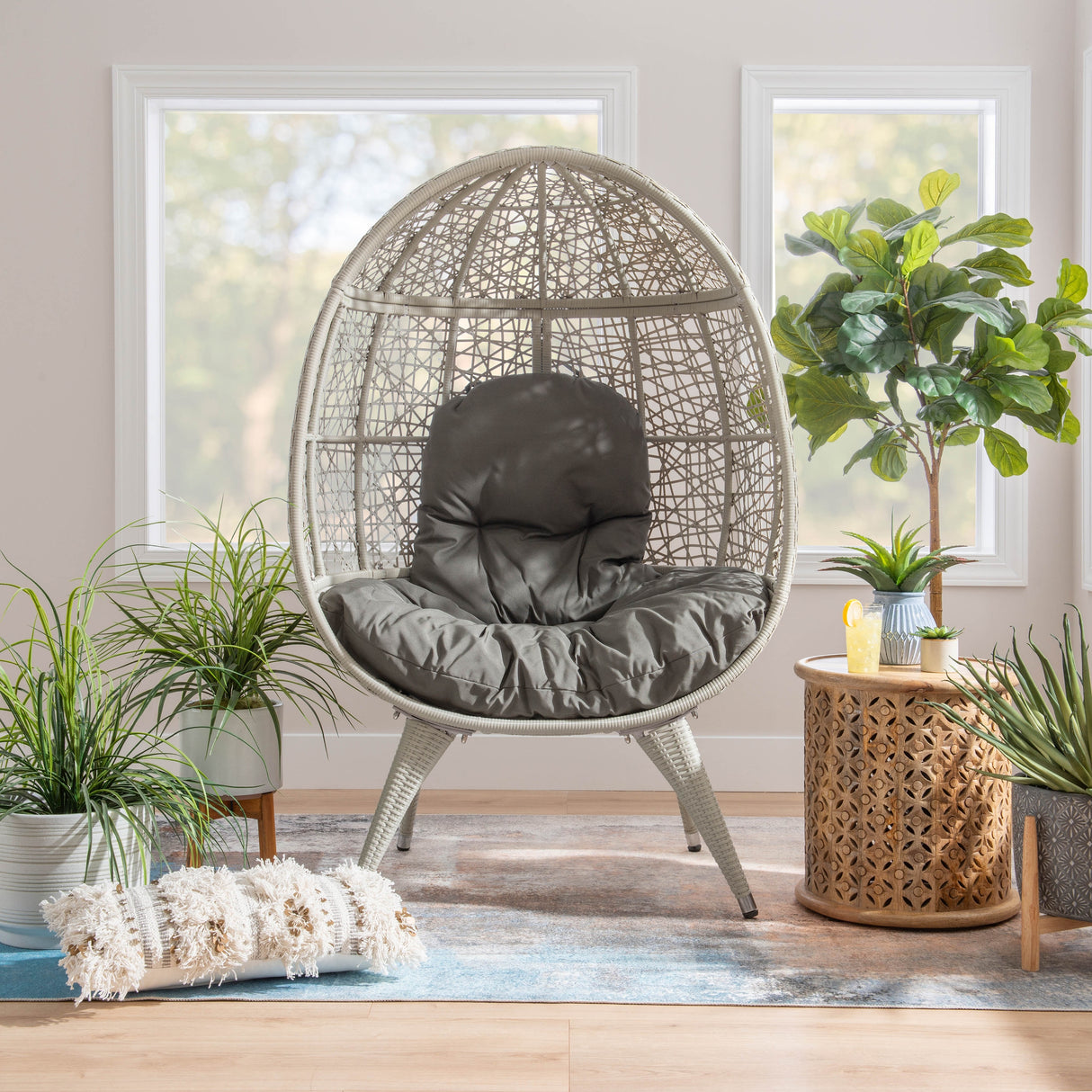 Elliott Outdoor/Indoor Round Egg Chair
