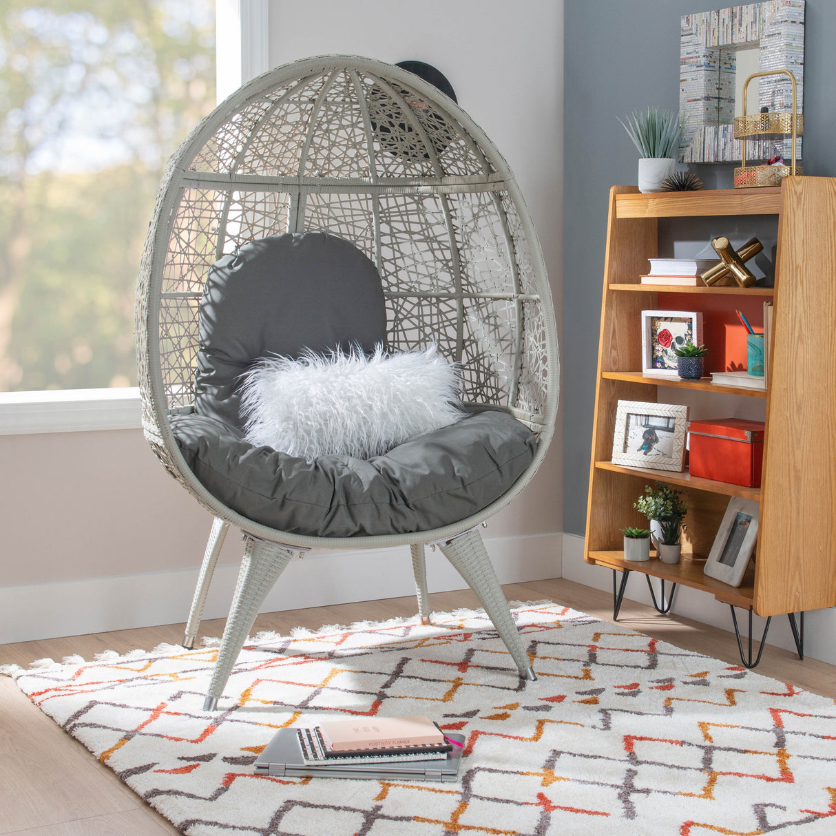 Elliott Outdoor/Indoor Round Egg Chair