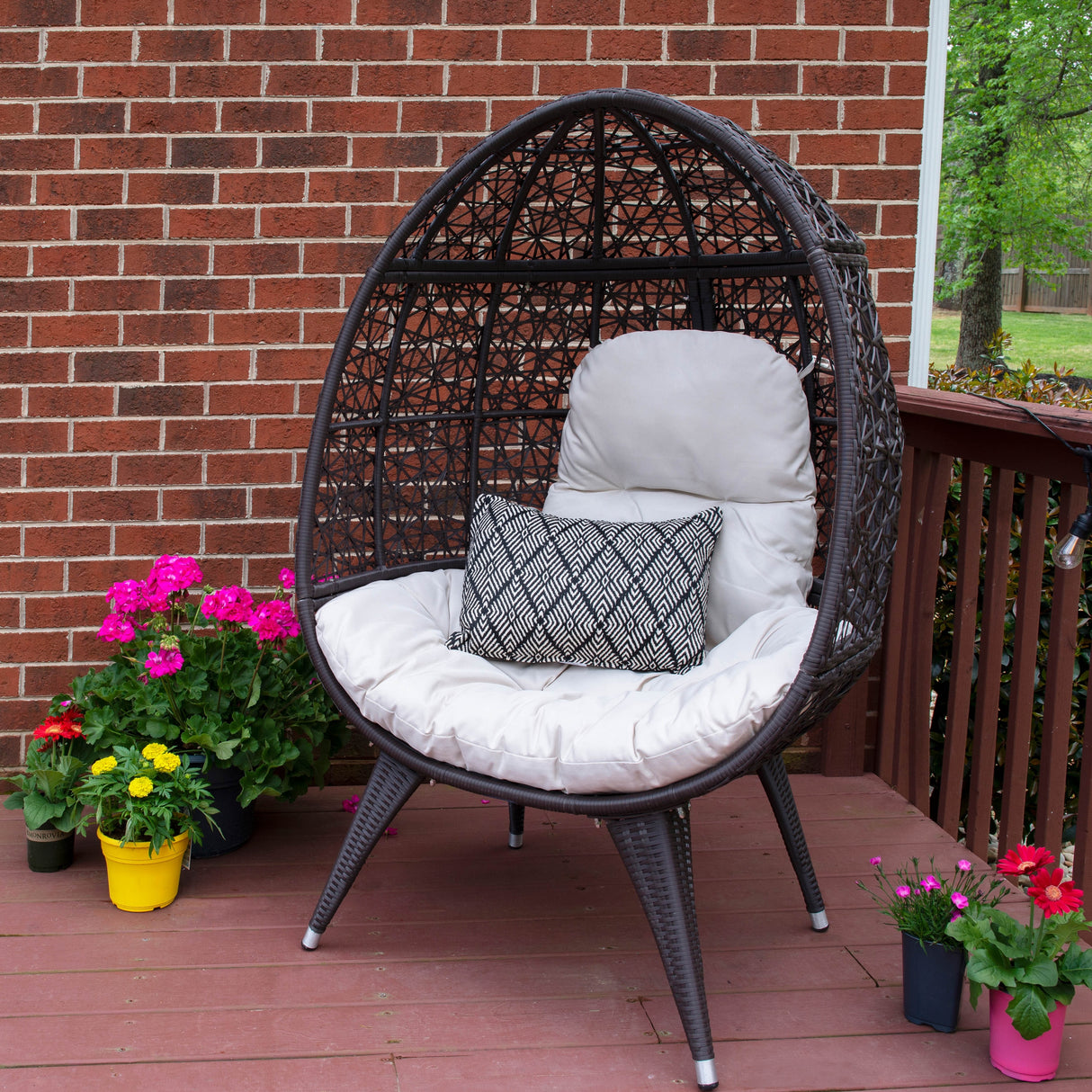 Elliott Outdoor/Indoor Round Egg Chair