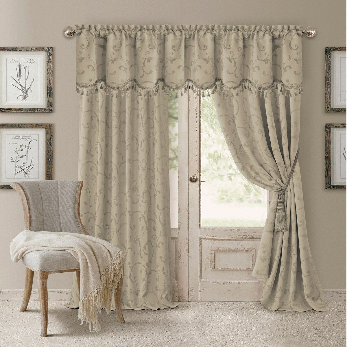 Elrene Mia Jacquard Blackout Scallop Window Valance - 52" w x 19" l