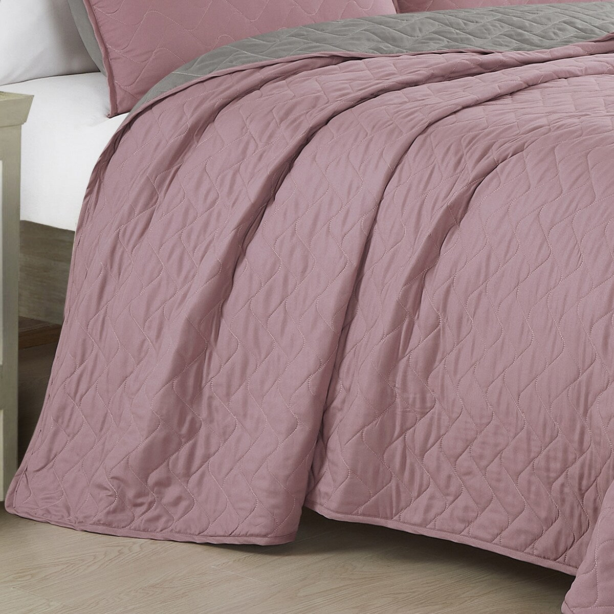 Emre Luxury 3 Piece Bedspread
