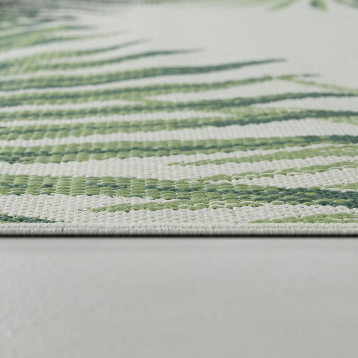 Emy Tropical Leaves Indoor/Outdoor Area Rug