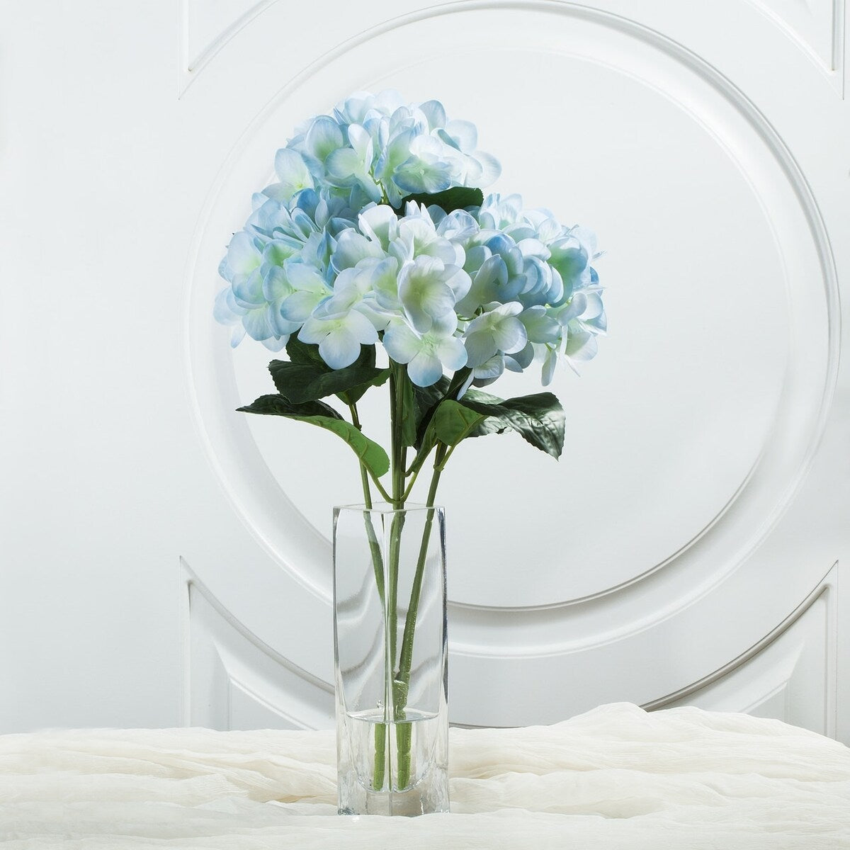 Enova Home Artificial Natural Touch Hydrangea Fake Silk Flowers in Clear Glass Vase with Faux Water for Home Decoration