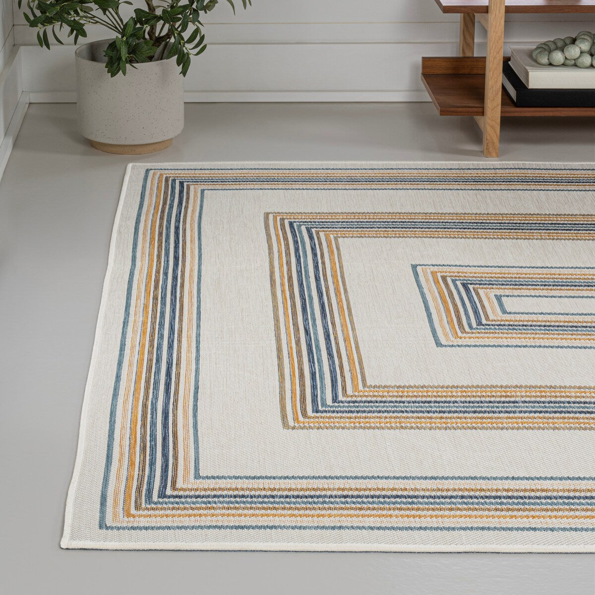 JONATHAN Y Reversible Eryx Classic Nautical Mitre Stripe Machine-Washable Indoor/Outdoor Rug