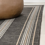 JONATHAN Y Reversible Eryx Classic Nautical Mitre Stripe Machine-Washable Indoor/Outdoor Rug