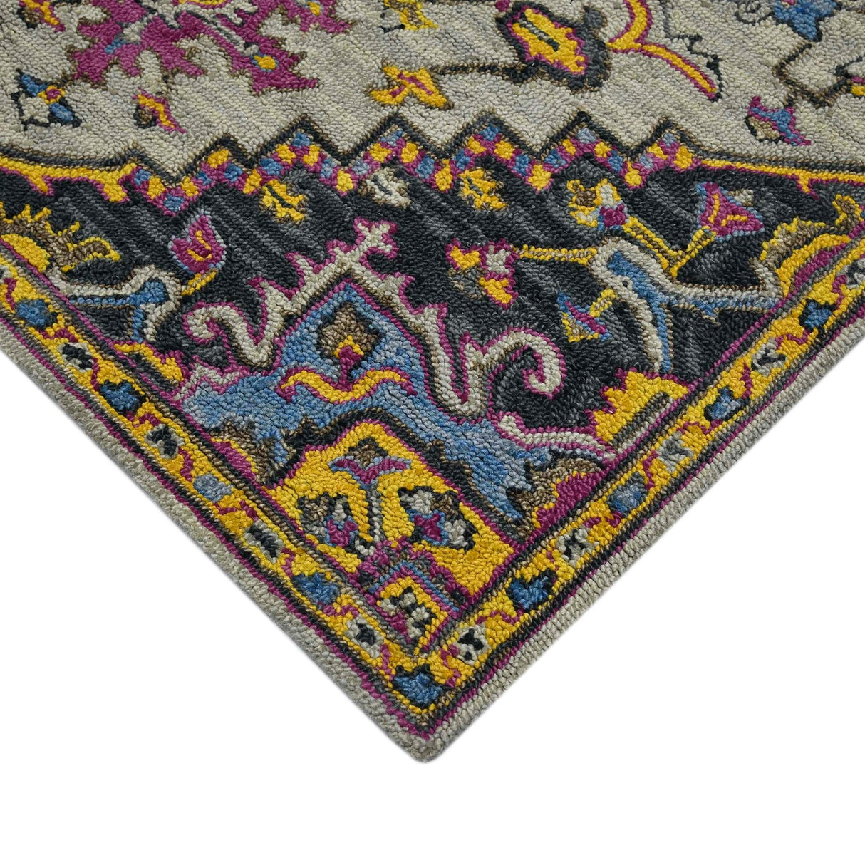 Everly Roe Boho Chic Hand-Tufted New Zealand Wool Area Rug