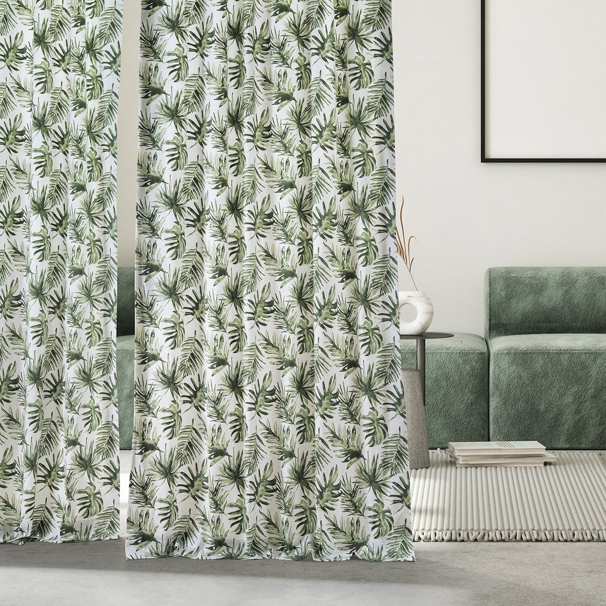 Exclusive Fabrics Coastal Leaf Cascade Printed Cotton Room Darkening Curtain (1 Panel)