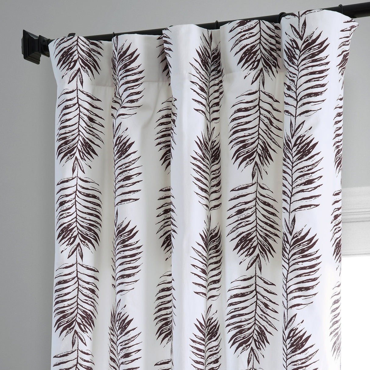 Exclusive Fabrics Sago Paisley Harmony Printed Cotton Room Darkening Curtains (1 Panel)