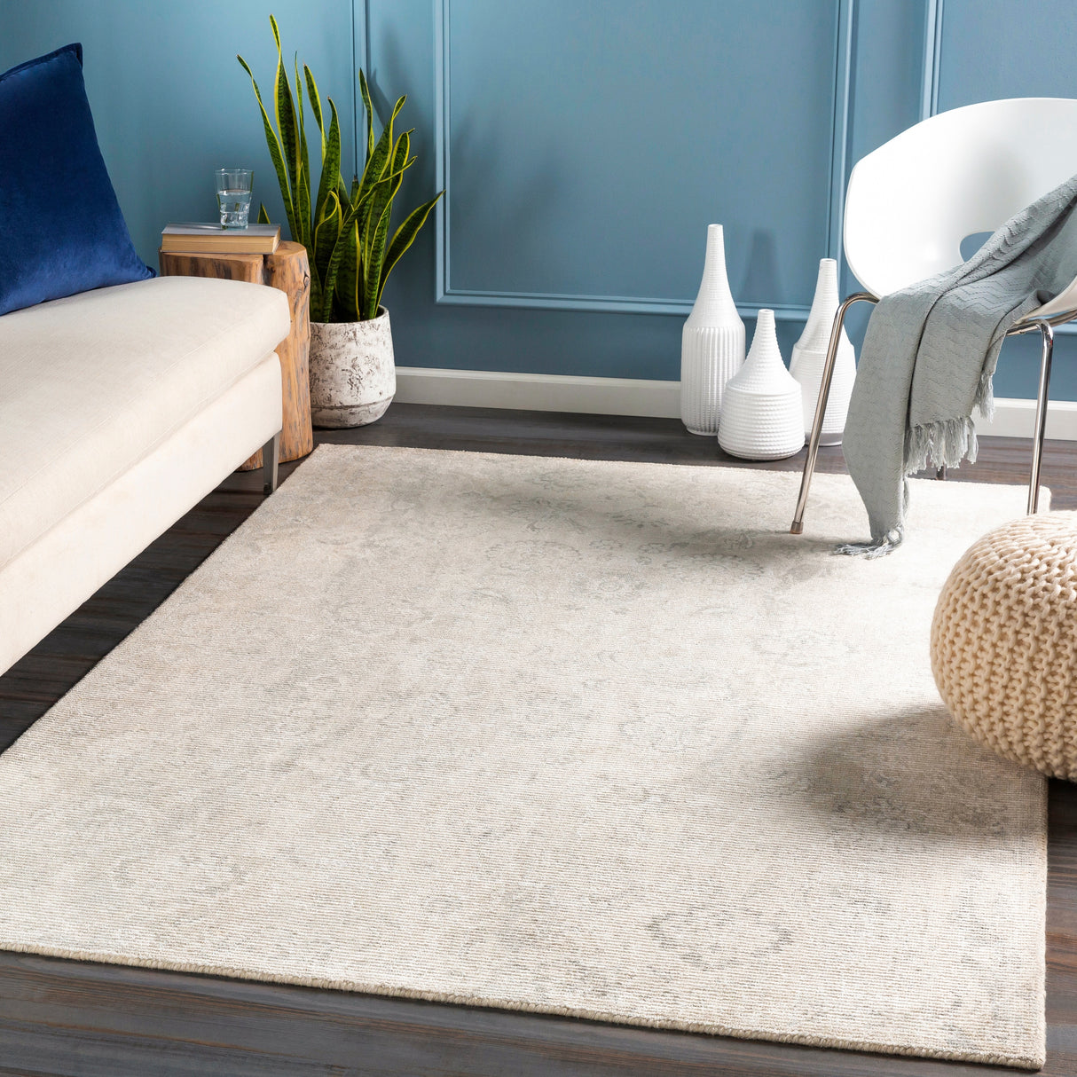Expresse Traditional Wool Hand-Loomed Area Rug