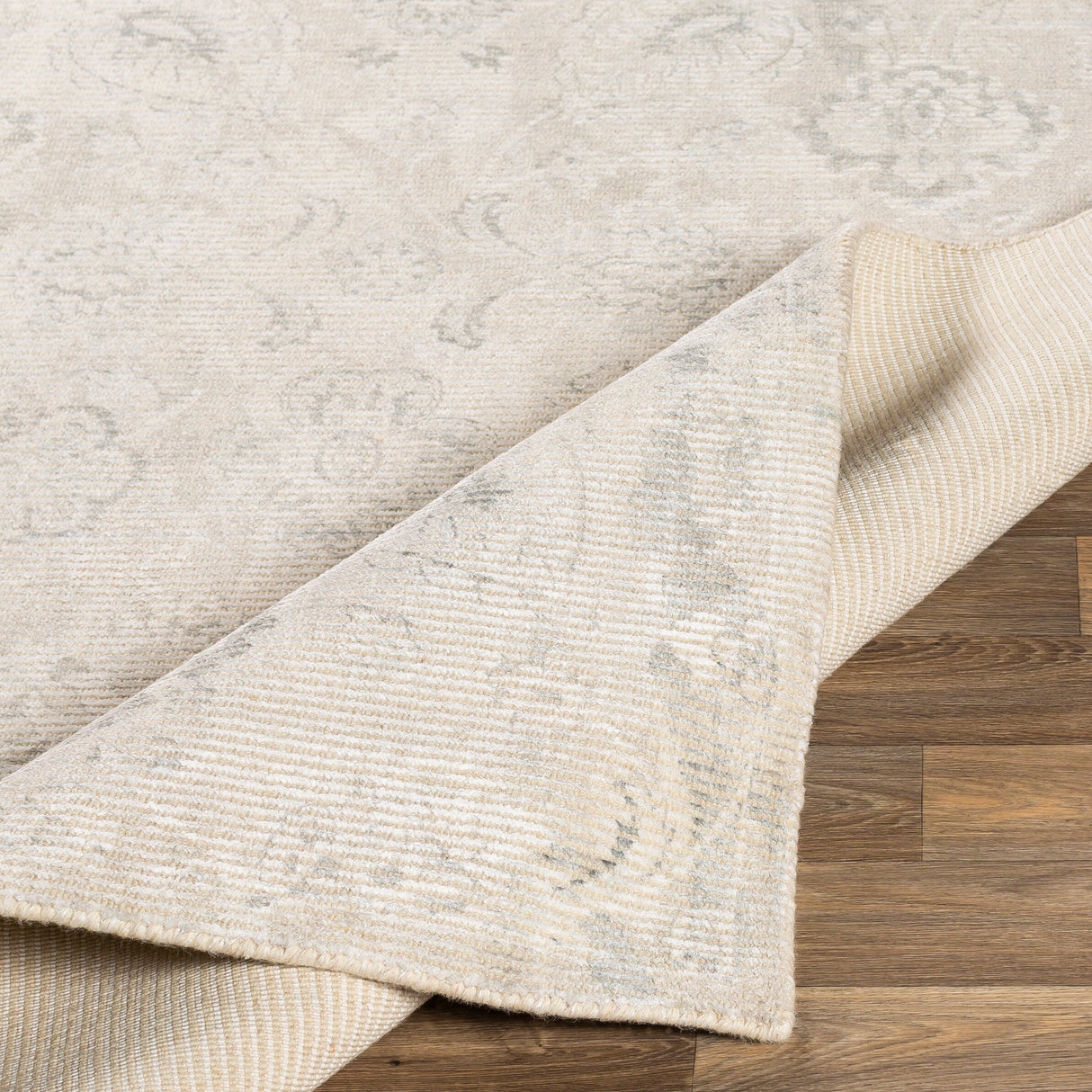 Expresse Traditional Wool Hand-Loomed Area Rug