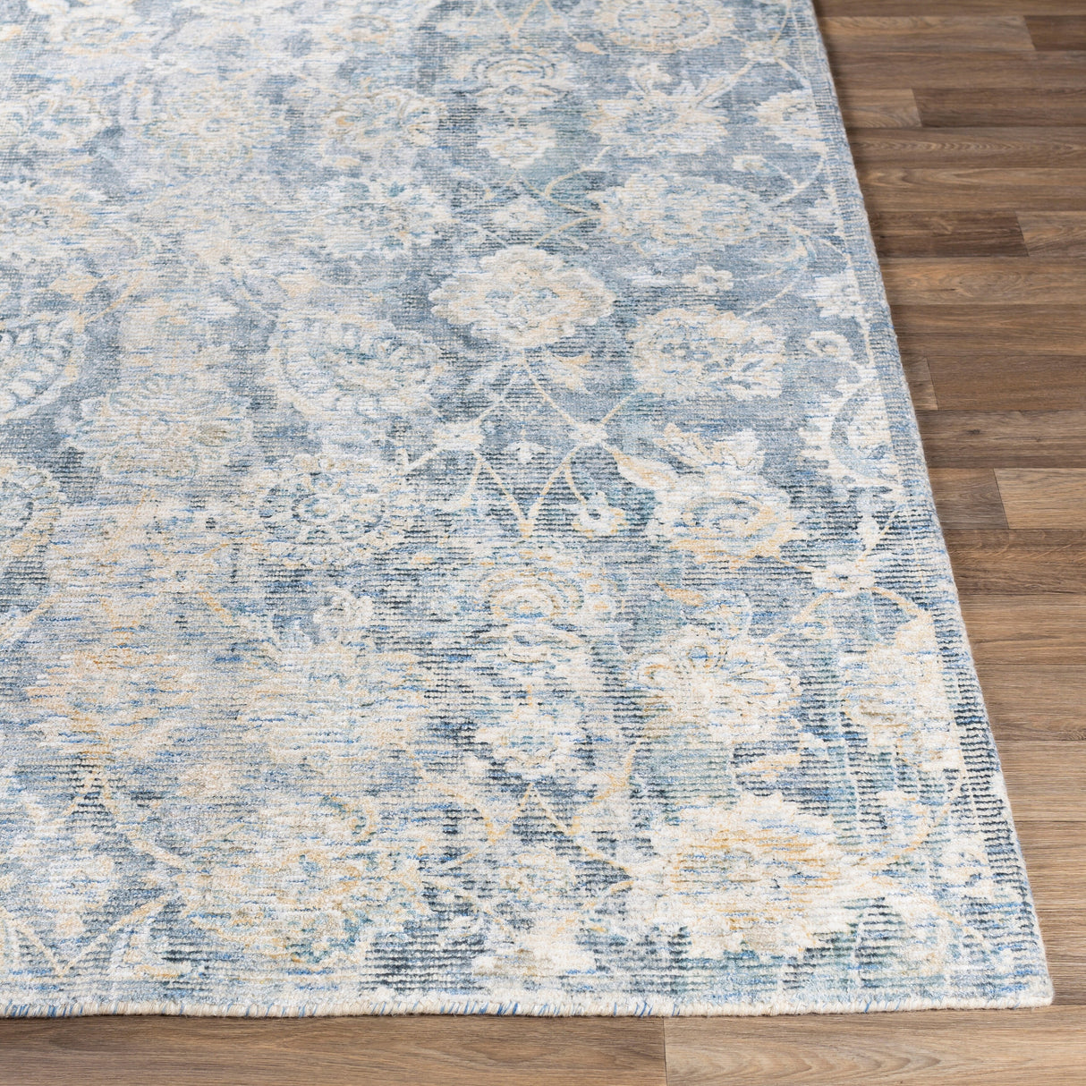 Expresse Traditional Wool Hand-Loomed Area Rug