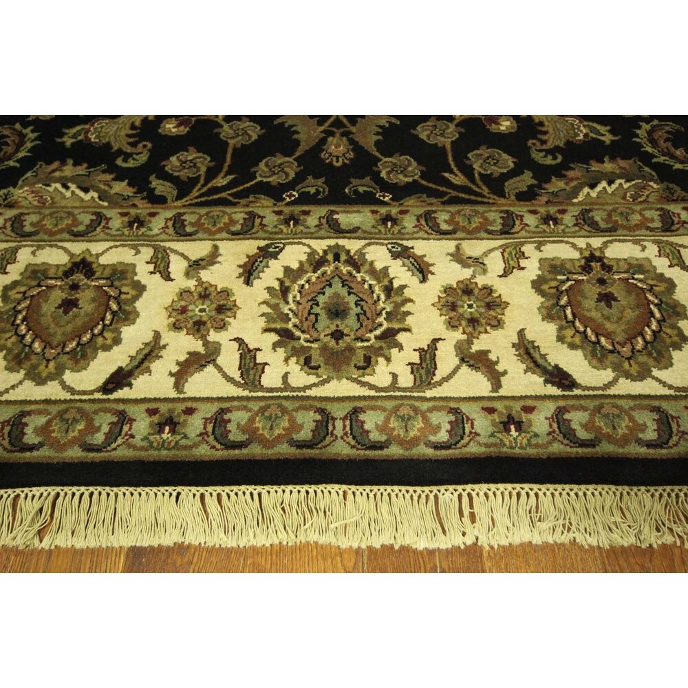 Exquisite Black/ Ivory Oriental Hand-knotted Wool Rajasthan Area Rug (9' x 12')