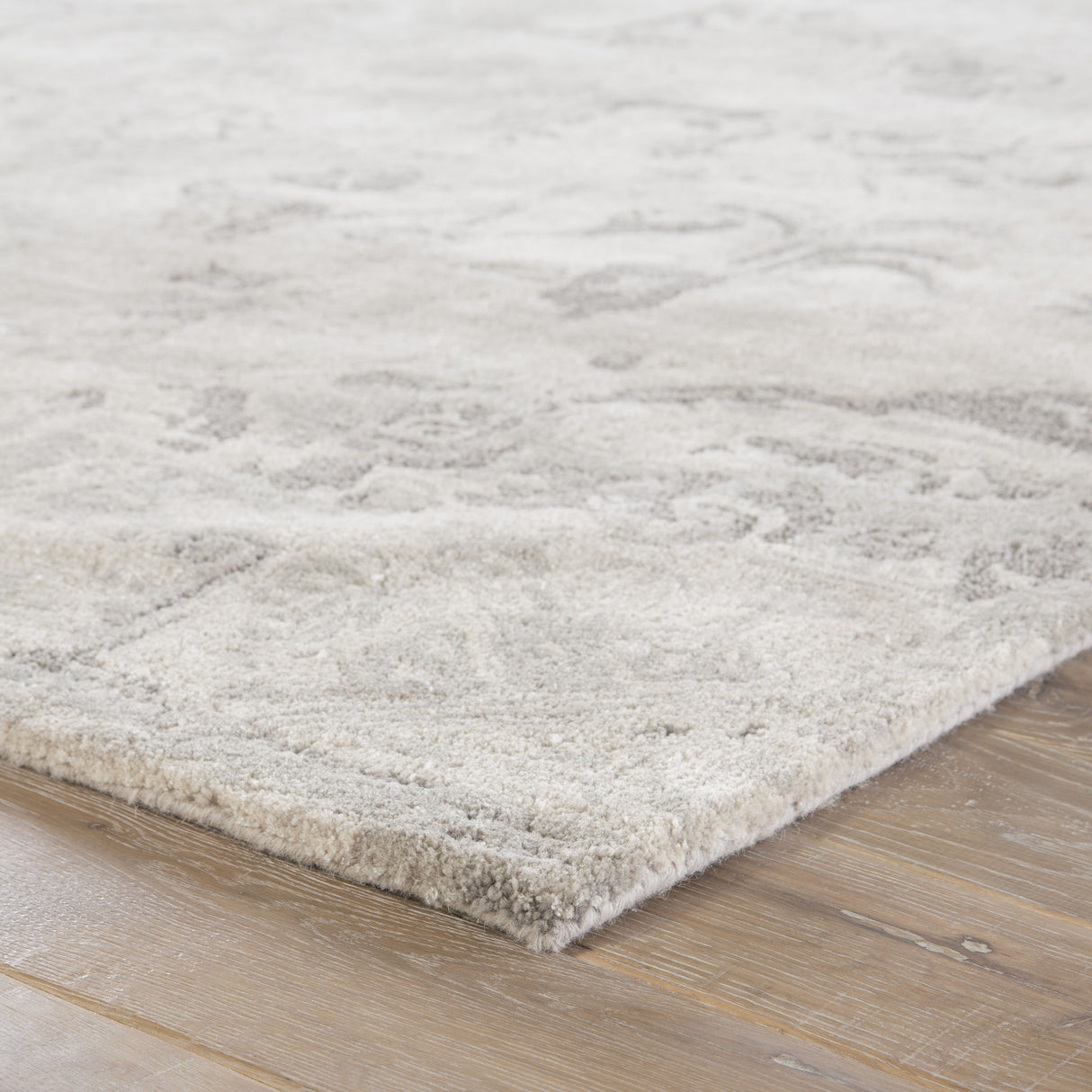 Sasha Handmade Medallion Area Rug