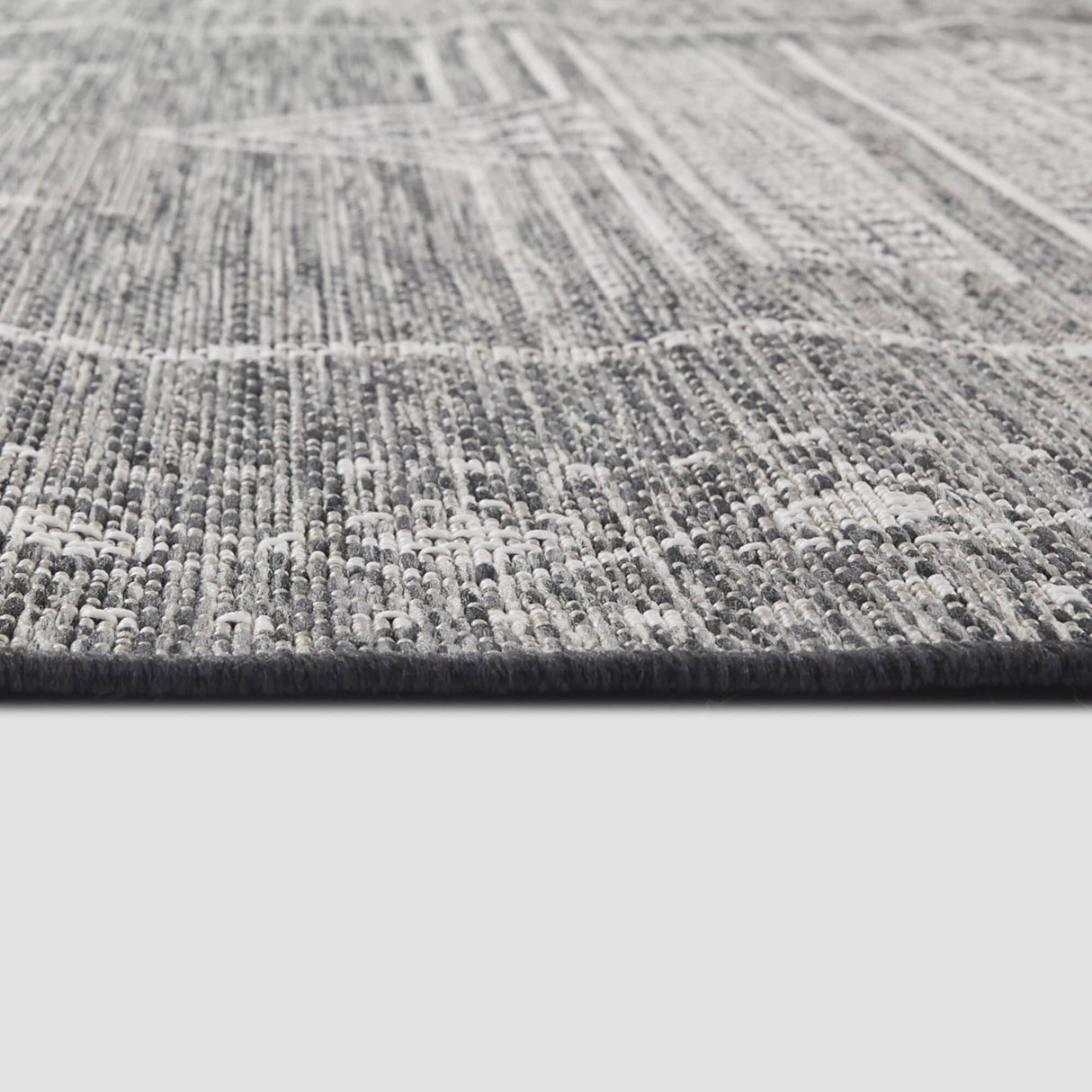 Ferdinand Moroccan Medallion Indoor/Outdoor Area Rug