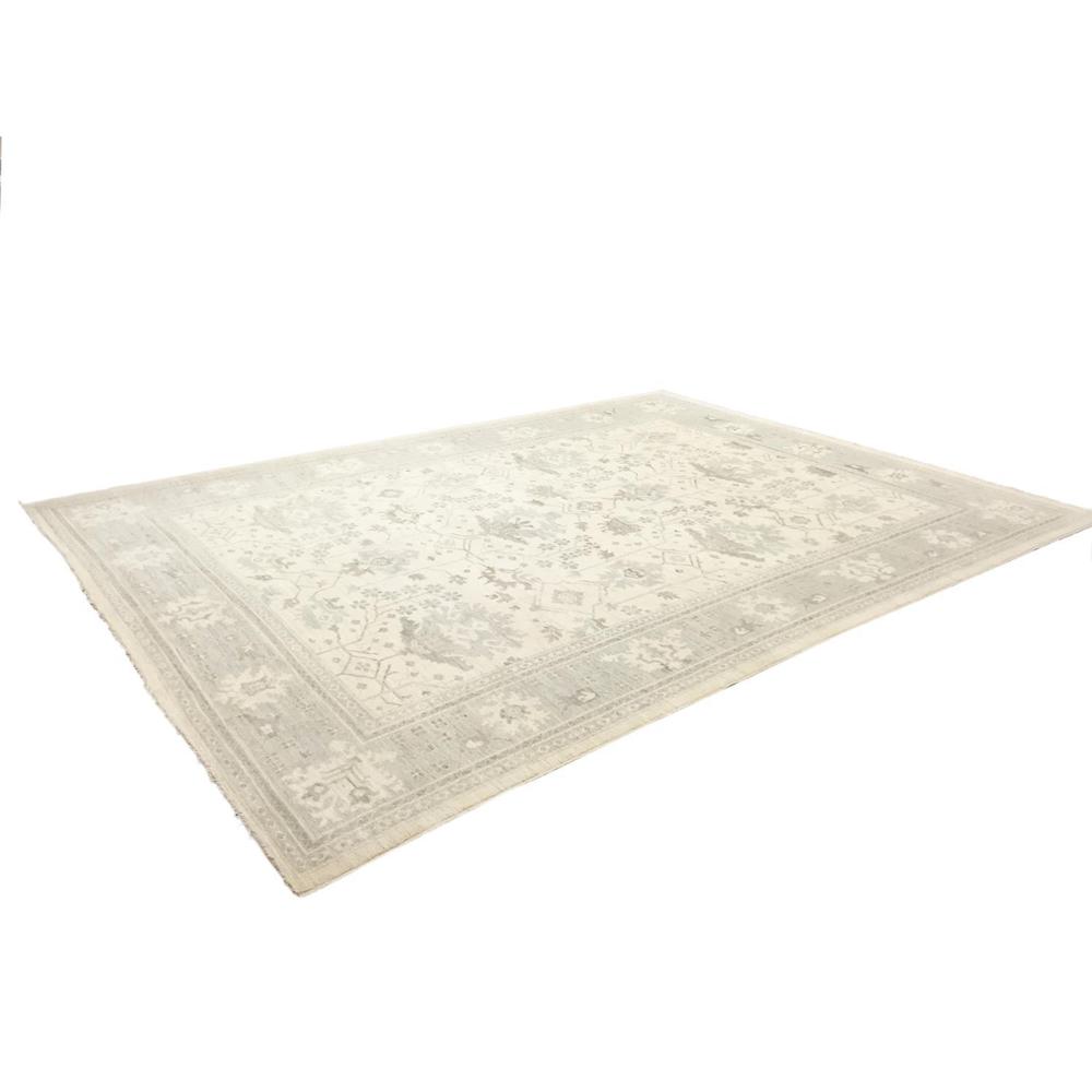Fine Pakistani Oushak Zohreh Hand-knotted Rug (10'2 x 13'7)