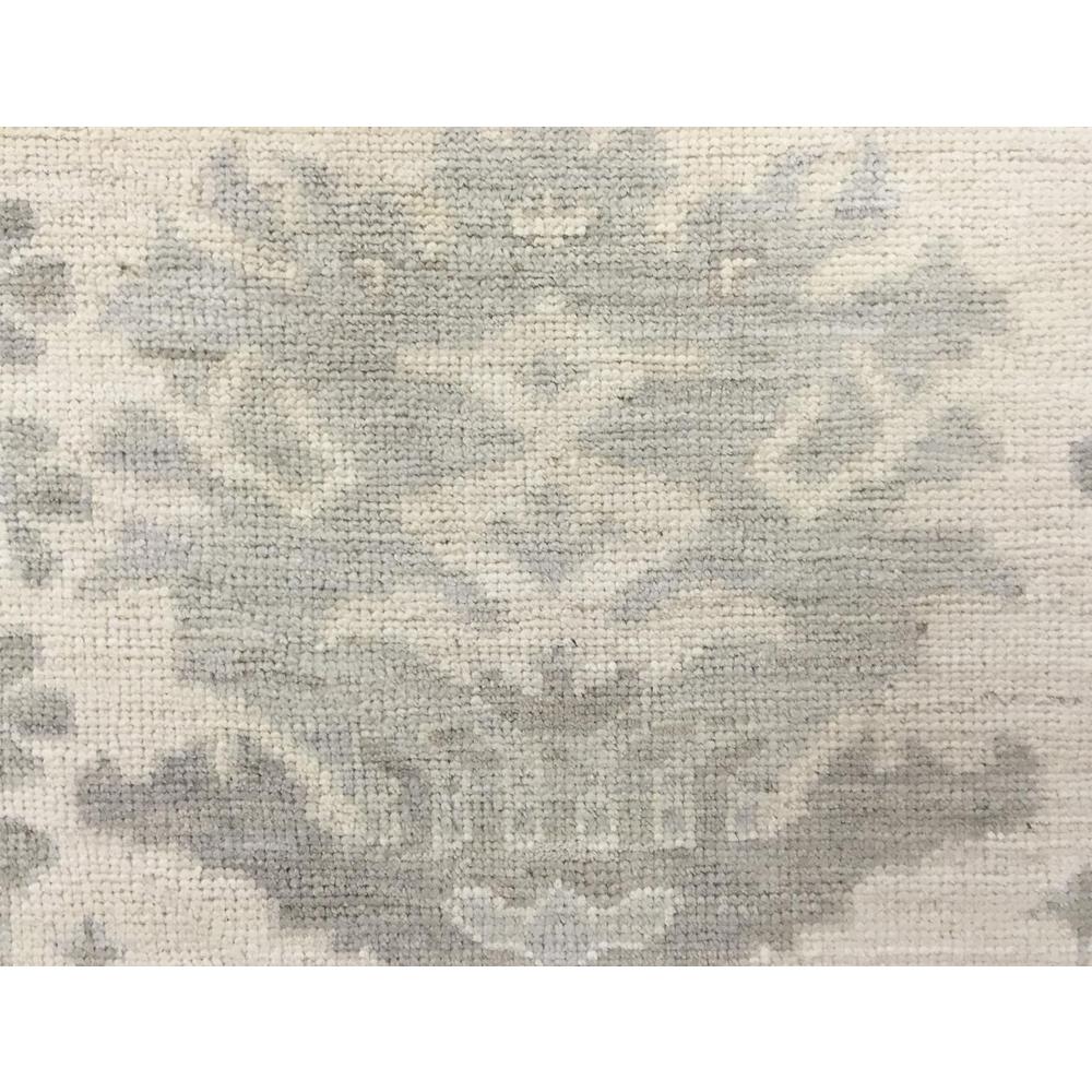 Fine Pakistani Oushak Zohreh Hand-knotted Rug (10'2 x 13'7)