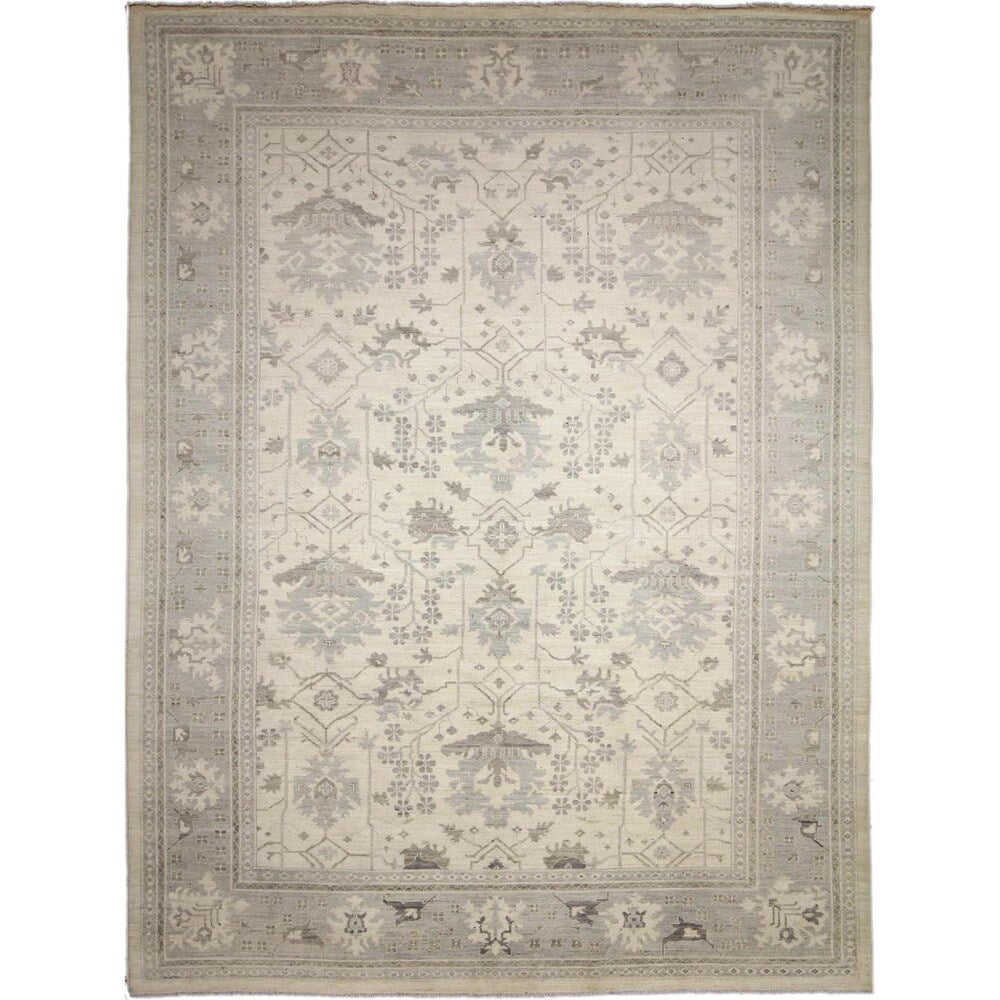 Fine Pakistani Oushak Zohreh Hand-knotted Rug (10'2 x 13'7)