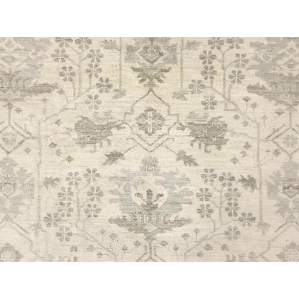 Fine Pakistani Oushak Zohreh Hand-knotted Rug (10'2 x 13'7)