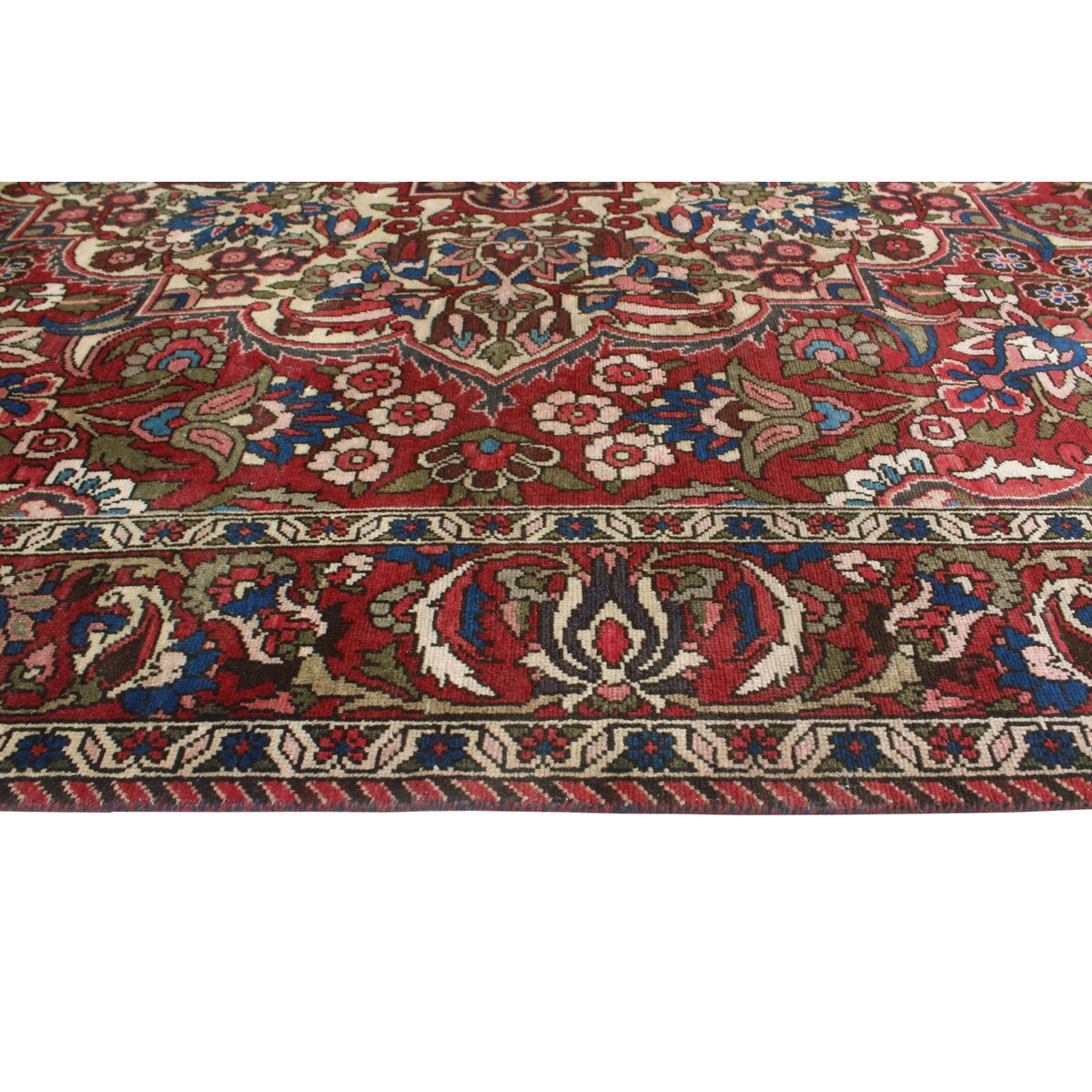 Fine Vintage Bakhtiari Winfield Burgundy/Blue Rug - 6'9" x 9'10"