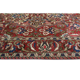 Fine Vintage Bakhtiari Winfield Burgundy/Blue Rug - 6'9" x 9'10"