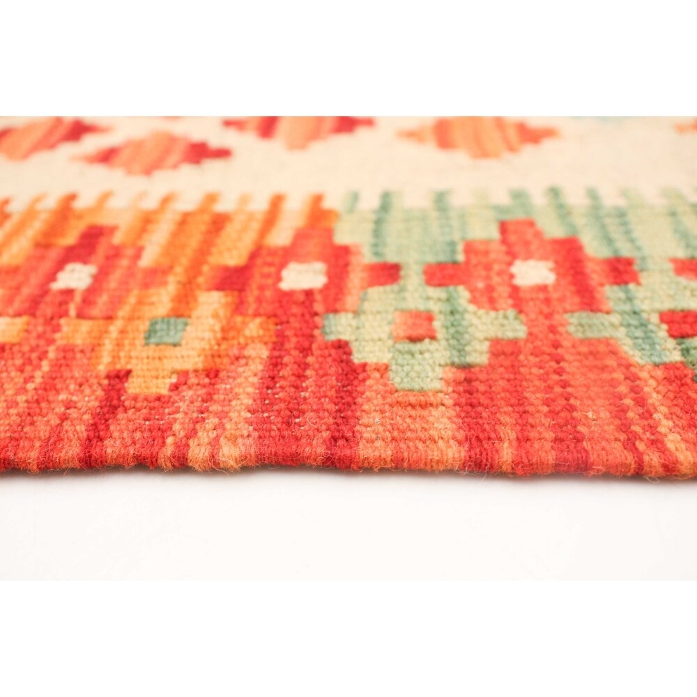 Flat-weave Bold and Colorful Ivory, Red Wool Kilim - 5'5 x 8'3/5'5" x 8'3"