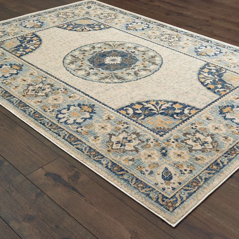 Vista Home Pierce Traditional Floral Medallion Area Rug