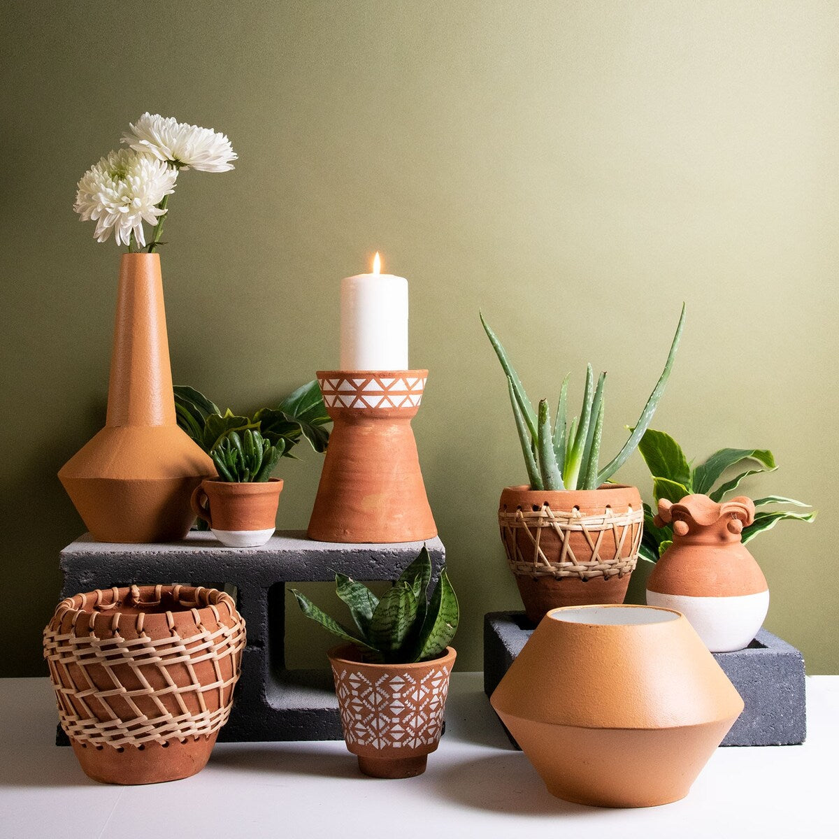 Foreside Home & Garden Natural Terracotta Pillar Candle Holder - 4.5x4.5x7