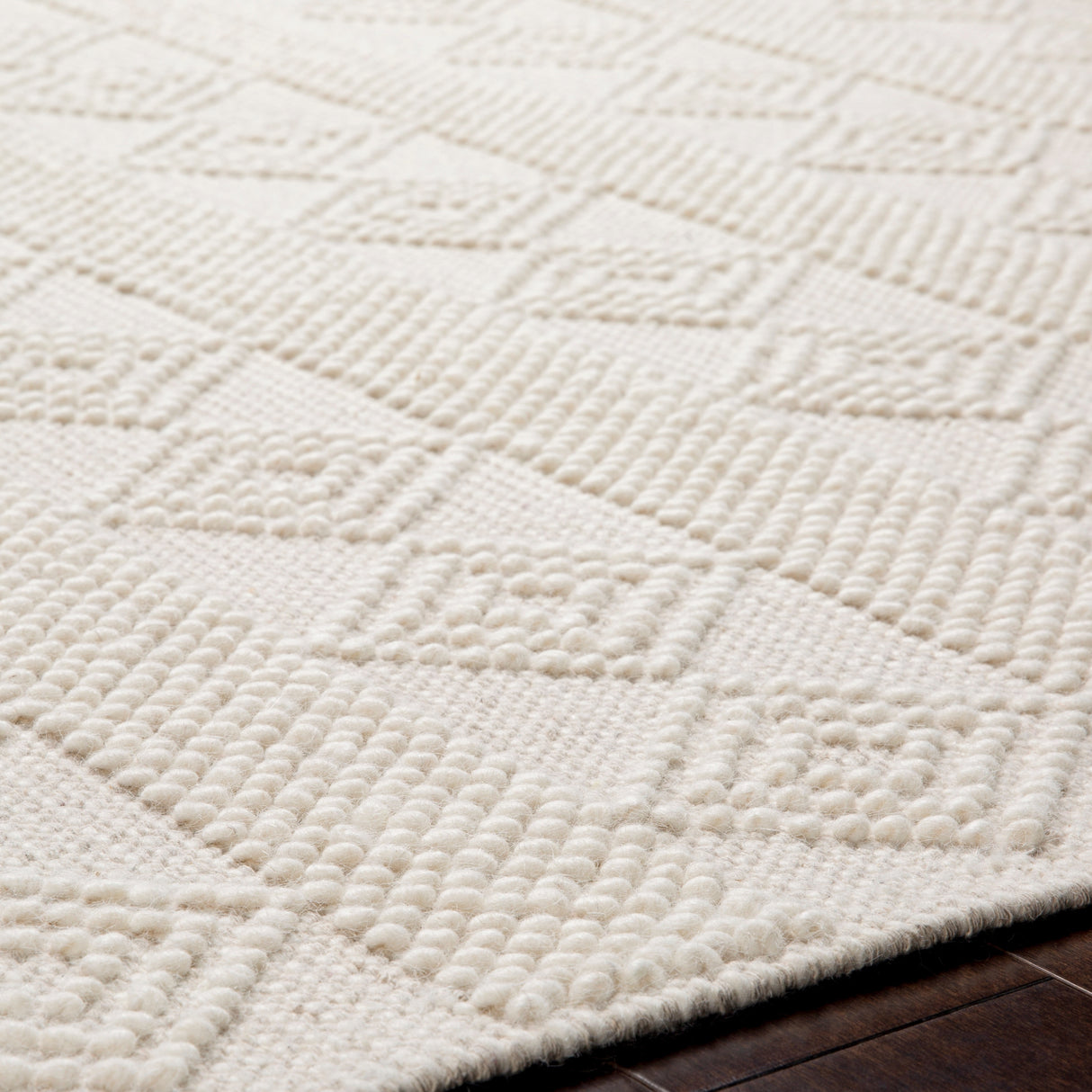 Livabliss Freya Handmade Modern Rustic Area Rug