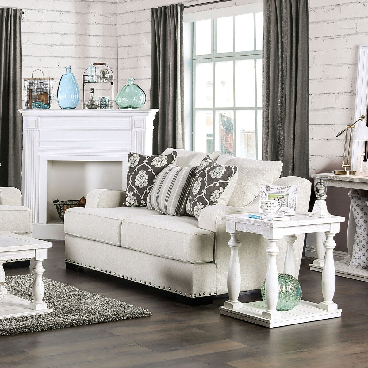 Furniture of America Anteber Farmhouse Cream Nailhead Trim Loveseat