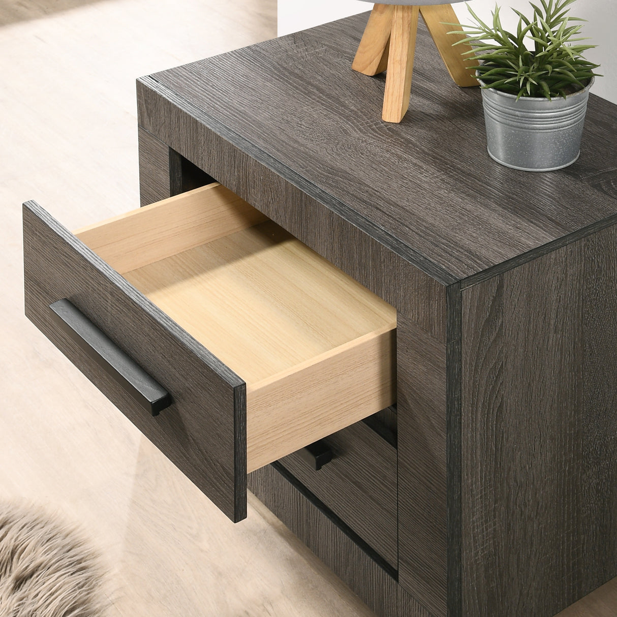 Nestore Contemporary Grey Wood 2-Drawer Nightstand by Furniture of America