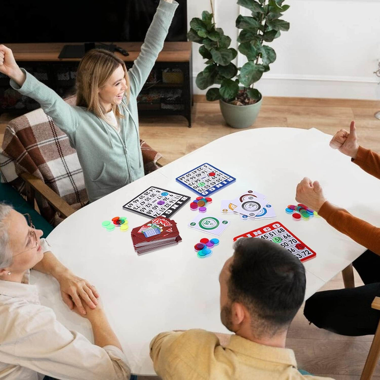 GSE™ Complete Bingo Game Set with 100 Bingo Cards, 1000 Bingo Chips & Deck of Calling Cards - Bingo Set