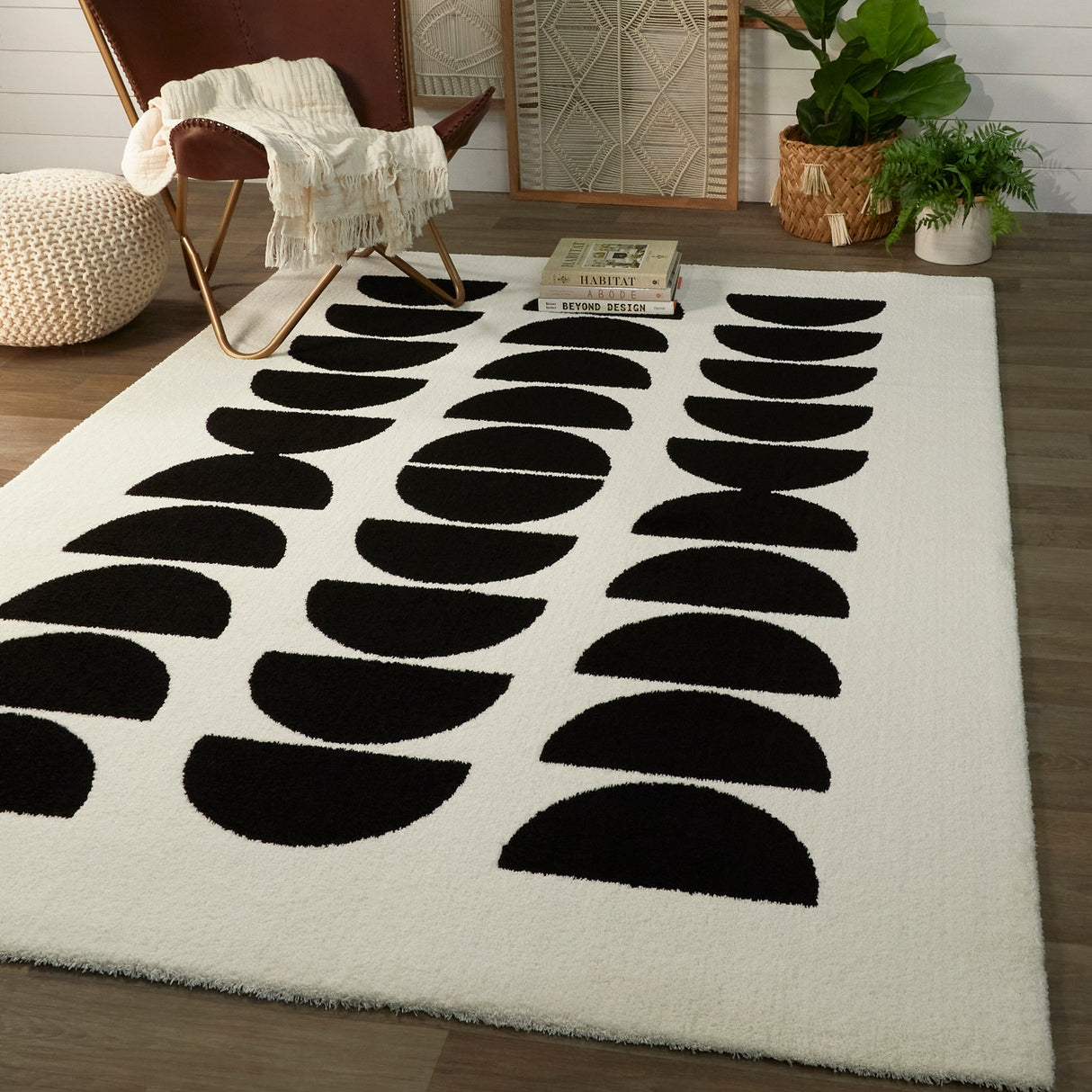 Gavin Modern Geometric Area Rug