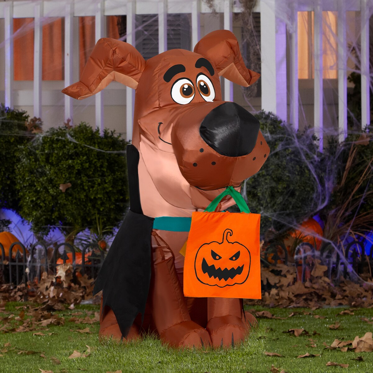 Gemmy Airblown Scoob Puppy Vampire WB, 3.5 ft Tall, Multi
